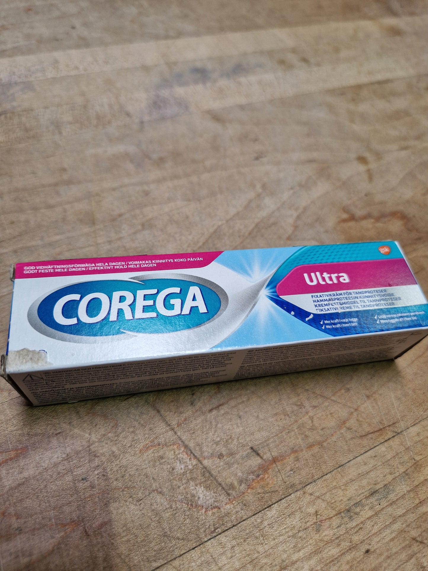 Corega Tandproteslim Ultra